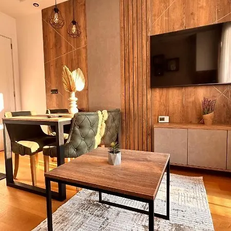 Luna-apartman 23 * זלאטיבור