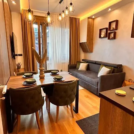 Luna-apartman 23 דירה *