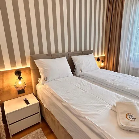 Luna-apartman 23 דירה *